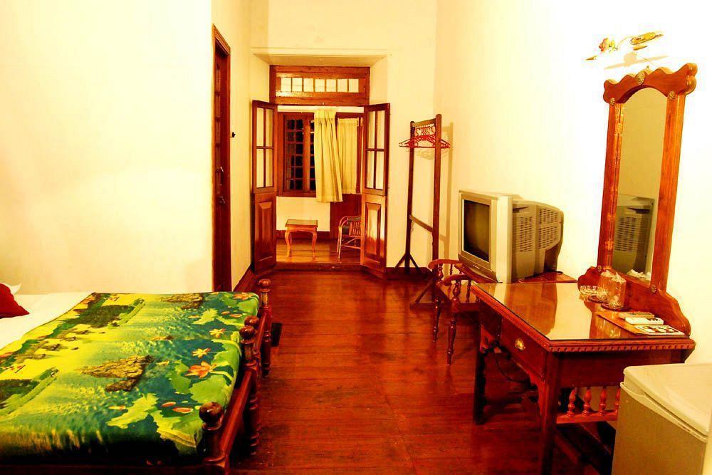बिस्तर और नाश्ता Rossitta Wood Castle
