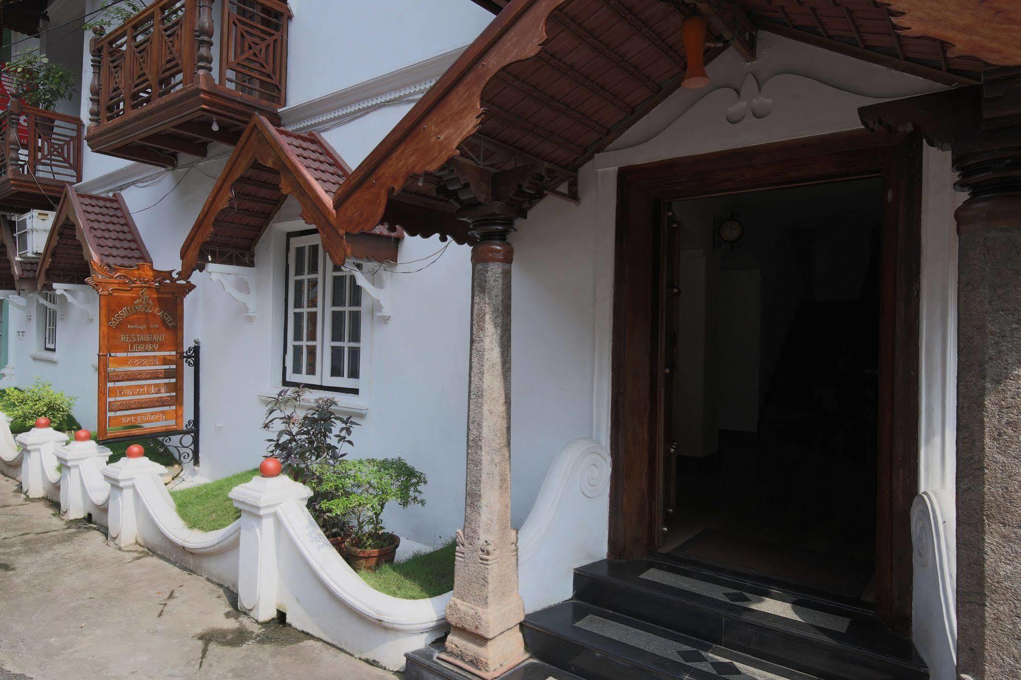 Rossitta Wood Castle बिस्तर और नाश्ता